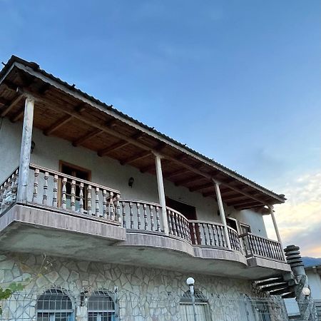 Elsa'S Villa จีโรคาสเตอร์ ภายนอก รูปภาพ